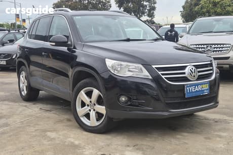 Black 2011 Volkswagen Tiguan Wagon 147 Tsi