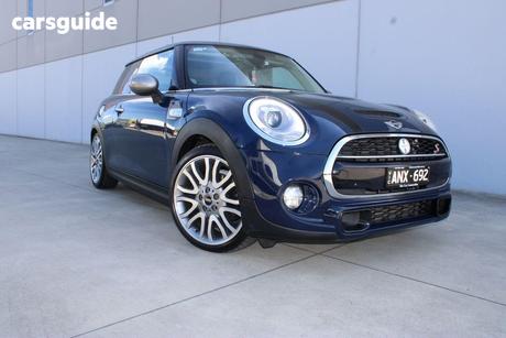 Blue 2017 Mini Cooper Hatchback S