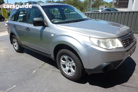 Silver 2009 Subaru Forester Wagon X
