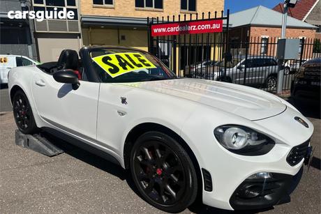 White 2017 Abarth 124 Roadster Spider