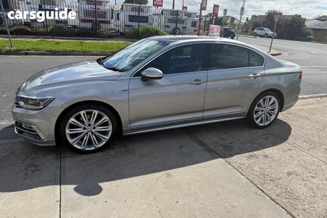 Silver 2016 Volkswagen Passat Sedan 206Tsi R-Line