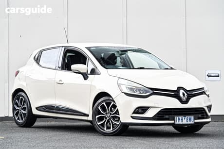 White 2018 Renault Clio Hatchback Zen