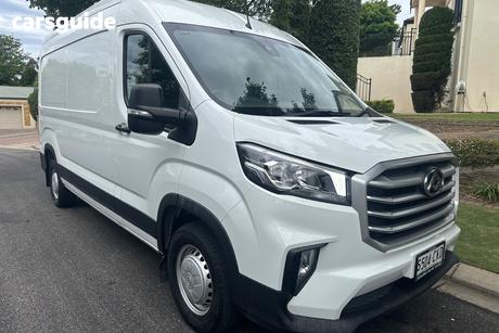 White 2021 LDV Deliver 9 Commercial