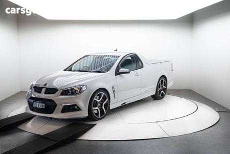 White 2014 HSV Maloo Ute Tray R8 R