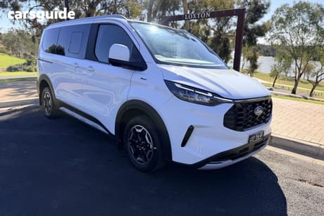 White 2025 Ford Tourneo Custom Wagon Active (Swb)