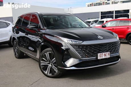 Black 2025 MG Qs Wagon Essence Awd