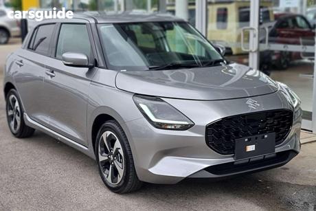 Silver 2025 Suzuki Swift Hatchback Hybrid Glx