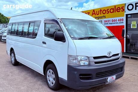 White 2006 Toyota HiAce Bus Commuter