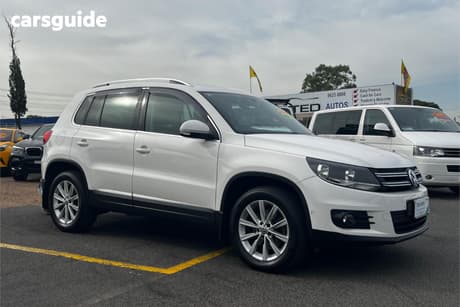 White 2012 Volkswagen Tiguan Wagon 155 Tsi (4X4)