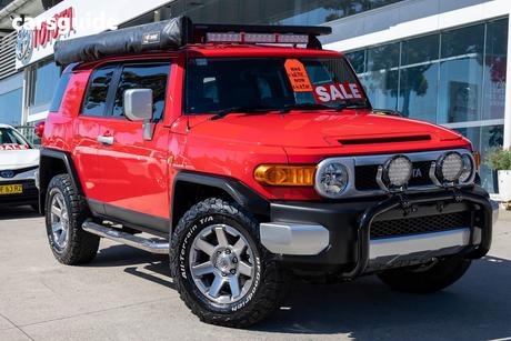 Red 2015 Toyota FJ Cruiser Wagon