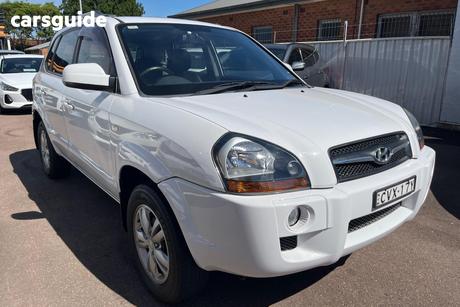 White 2009 Hyundai Tucson Wagon City Elite