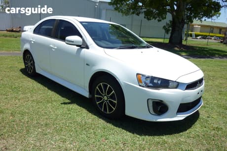 White 2016 Mitsubishi Lancer Sedan Es Sport