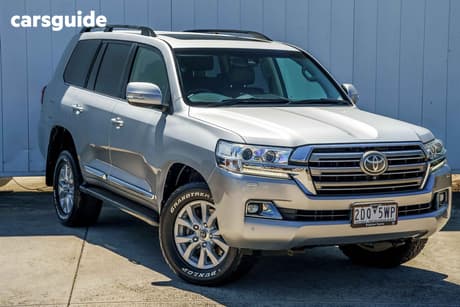 Silver 2016 Toyota Landcruiser Wagon Sahara (4X4)