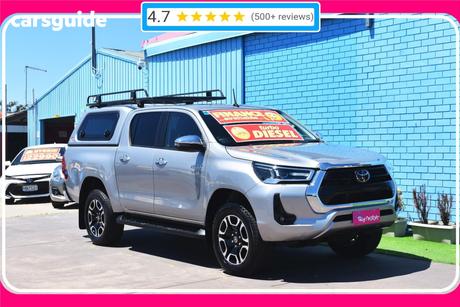 Silver 2020 Toyota Hilux Double Cab Pick Up Sr5 (4X4)