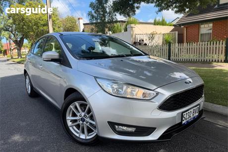 Silver 2018 Ford Focus Hatchback Trend