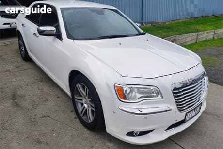 White 2013 Chrysler 300 Sedan C