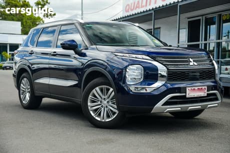 Blue 2024 Mitsubishi Outlander Wagon Ls 7 Seat (2Wd)