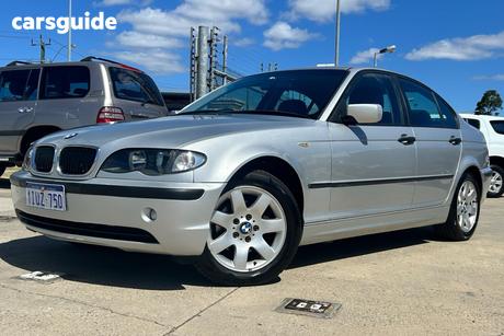 Silver 2004 BMW 318I Sedan
