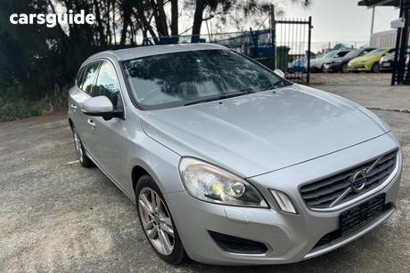 2011 Volvo V60 Wagon T4 Teknik