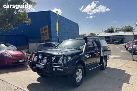 Black 2010 Nissan Navara Dual Cab Pick-up Rx (4X4)