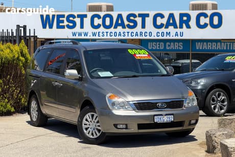 Silver 2010 Kia Grand Carnival Wagon Platinum