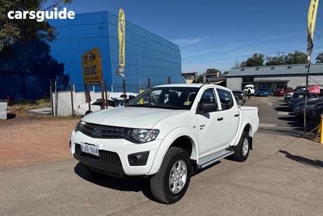 White 2012 Mitsubishi Triton Double Cab Utility Glx (4X4)