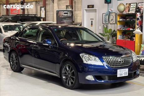 Blue 2012 Toyota Crown Sedan