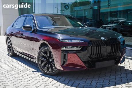 Red 2023 BMW I7 Sedan Xdrive60 Bev