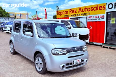 Silver 2017 Nissan Cube Hatch