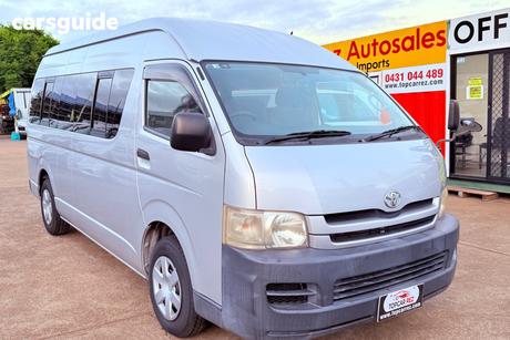 Silver 2007 Toyota HiAce Bus Commuter