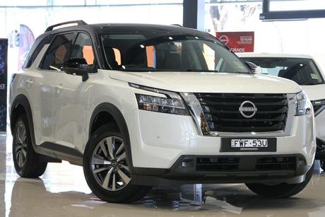 Black 2024 Nissan Pathfinder Wagon Ti (4Wd)