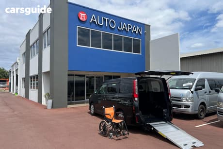 Black 2017 Toyota Noah Commercial 4WD WHEELCHAIR RAMP