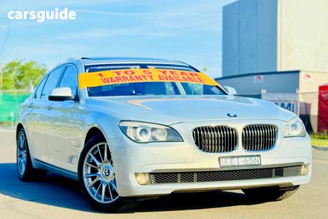 Blue 2009 BMW 740I Sedan