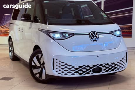 White 2025 Volkswagen ID. Buzz Wagon Pro Swb