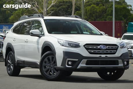 White 2024 Subaru Outback Wagon Awd
