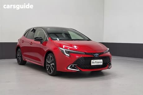 Red 2023 Toyota Corolla Hatchback Zr Two-Tone Opt Prem Paint Hyb