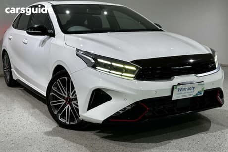 White 2024 Kia Cerato Hatchback Gt