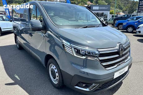 Grey 2025 Renault Trafic Van L2 Lwb Premium