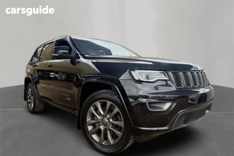 Black 2016 Jeep Grand Cherokee Wagon 75Th Anniversary (4X4)