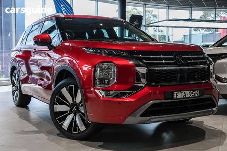 Red 2025 Mitsubishi Outlander Wagon Exceed 5 Seat (Awd)