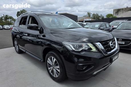 Black 2020 Nissan Pathfinder Wagon St (2Wd)