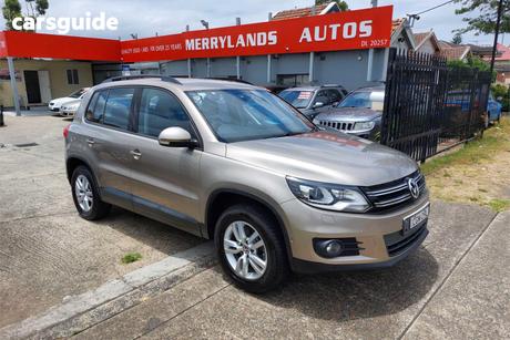 Beige 2012 Volkswagen Tiguan Wagon 132 Tsi (4X4)