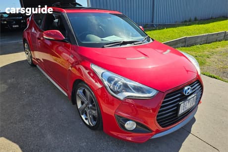 Red 2013 Hyundai Veloster Coupe Sr Turbo