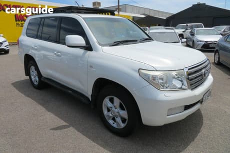 White 2011 Toyota Landcruiser Wagon Sahara (4X4)