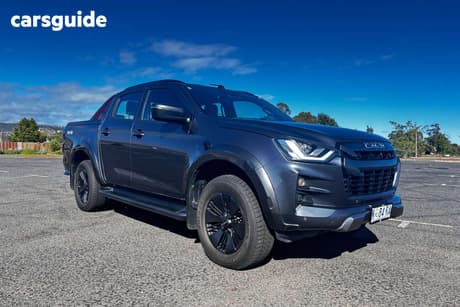 Grey 2022 Isuzu D-MAX Crew Cab Utility X-Terrain (4X4)