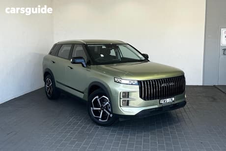 Green 2025 Jaecoo J7 Wagon Track