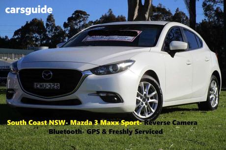White 2018 Mazda 3 Hatchback Maxx Sport