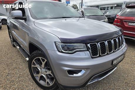 Silver 2019 Jeep Grand Cherokee Wagon Limited (4X4)