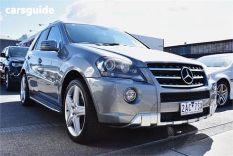 Silver 2011 Mercedes-Benz ML SUV ML300 CDI BLUEEFFICIENCY AMG SPORTS 4X4