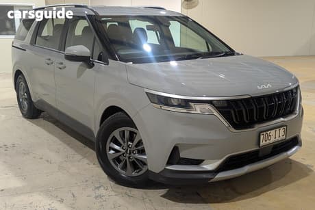 Silver 2023 Kia Carnival Wagon S